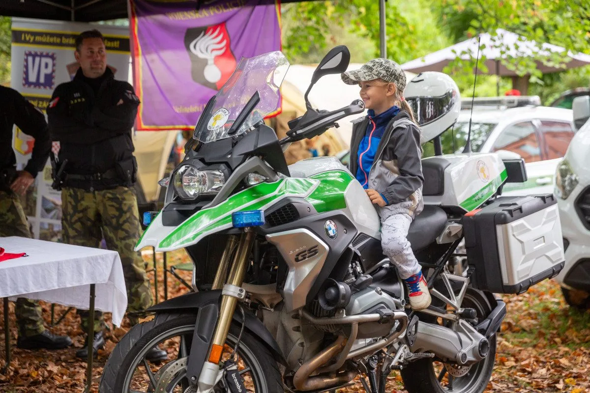 FOTO: Auta v hlavní roli. Motorsvět v Havlíčkově Brodě přilákal tisíce návštěvníků