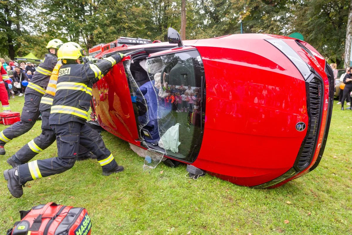 FOTO: Auta v hlavní roli. Motorsvět v Havlíčkově Brodě přilákal tisíce návštěvníků
