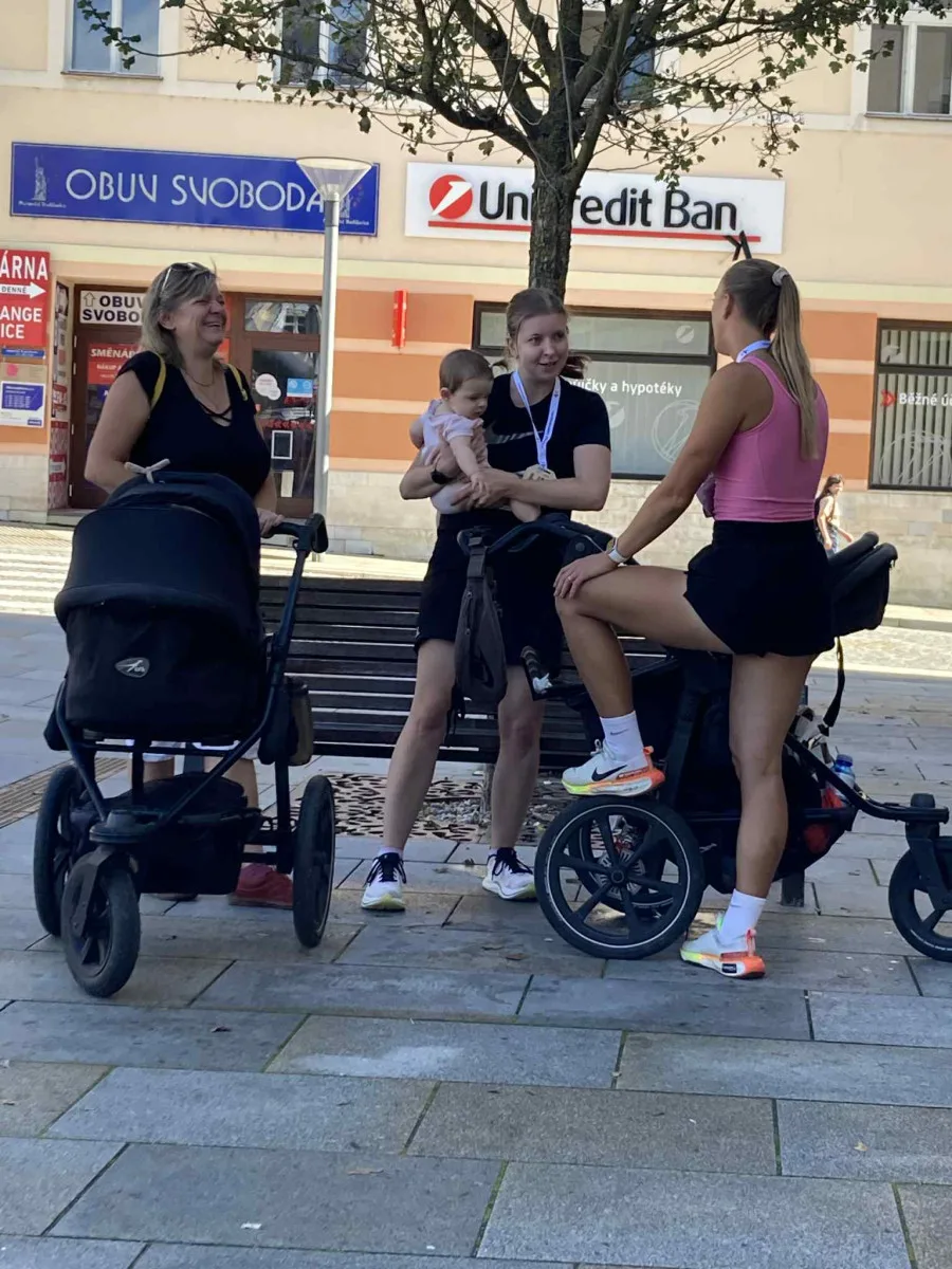 FOTO: Havlíčkobrodským náměstí proběhly stovky lidí, Diana Mezuliáníková byla pátá