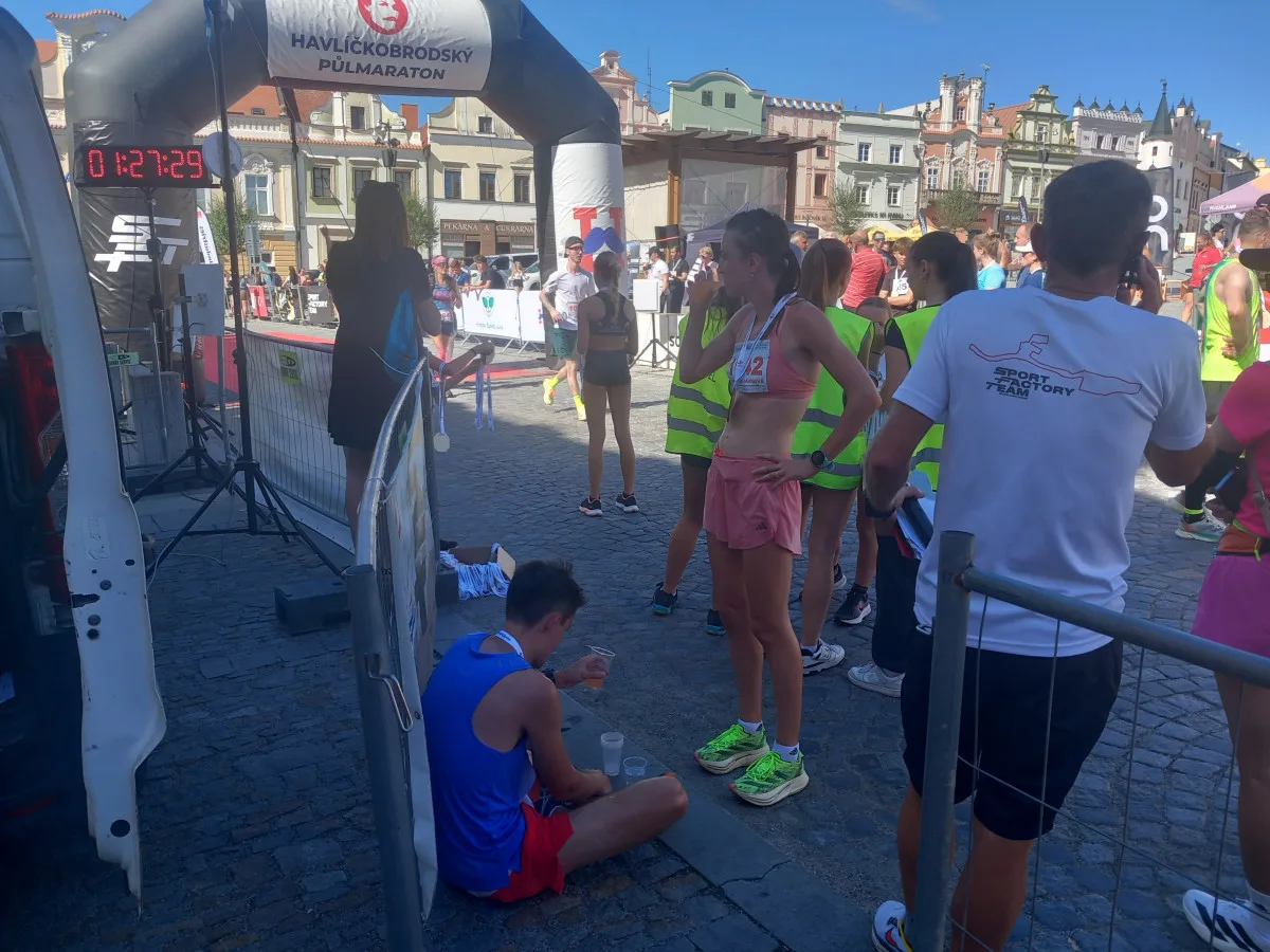 FOTO: Havlíčkobrodským náměstí proběhly stovky lidí, Diana Mezuliáníková byla pátá