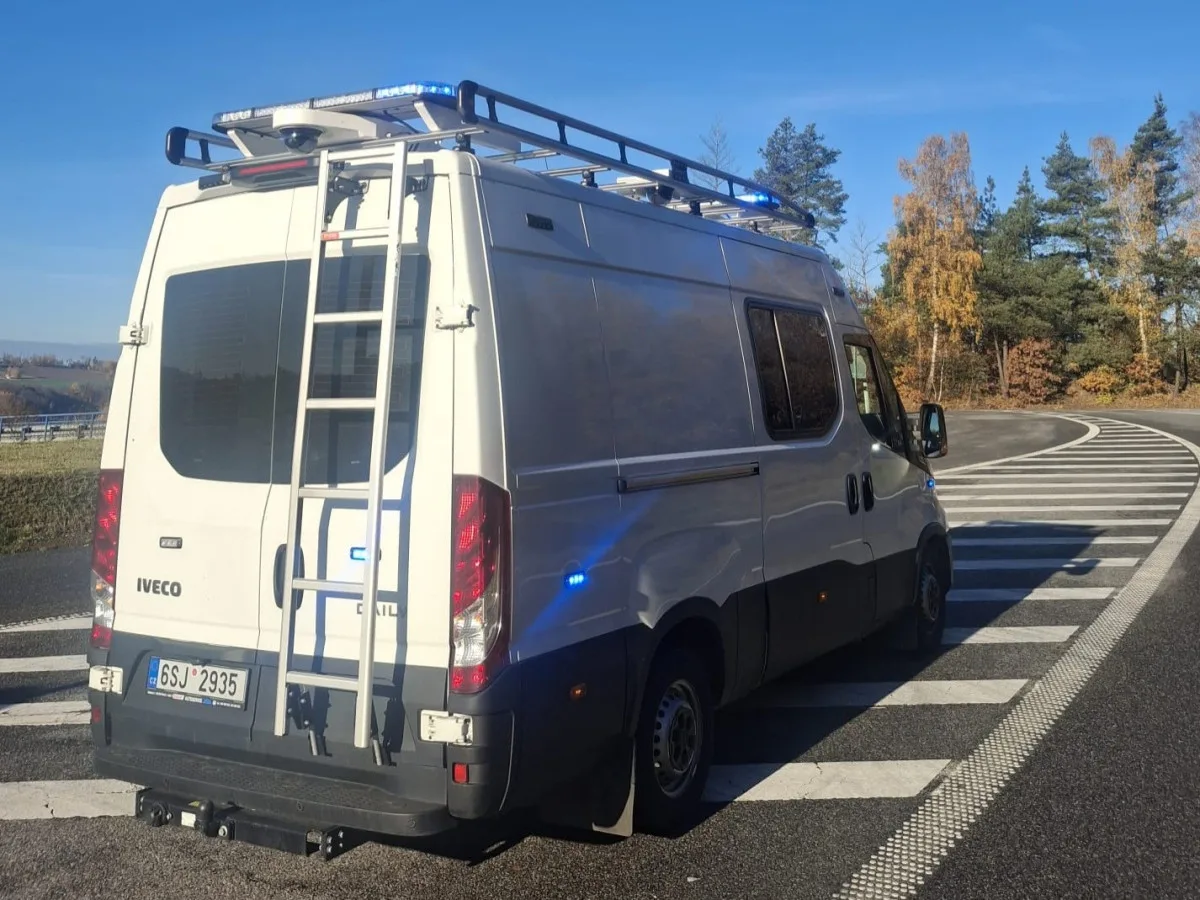 Policisté kontrolovali řidiče na dálnici, na pokutách vybrali sedmdesát tisíc. Foto: Se svolením Policie ČR