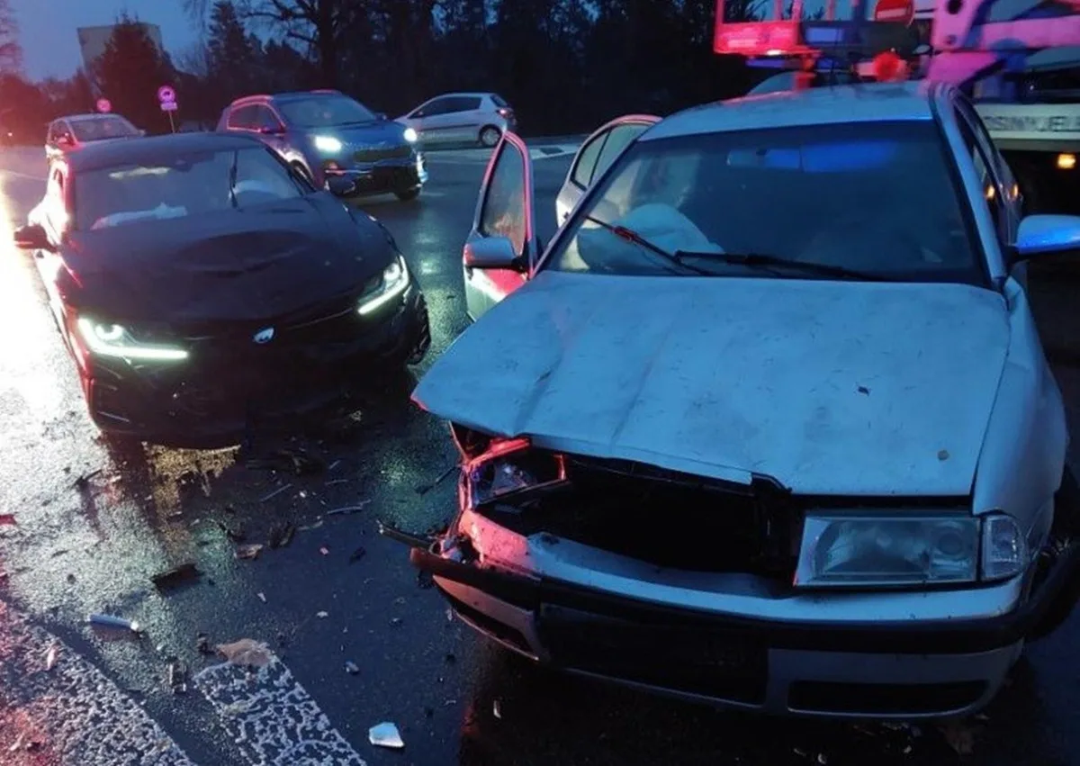 Škodou přes půl milionu skončila další nehoda na výpadovce na Pelhřimov. Foto: Se svolením Policie ČR