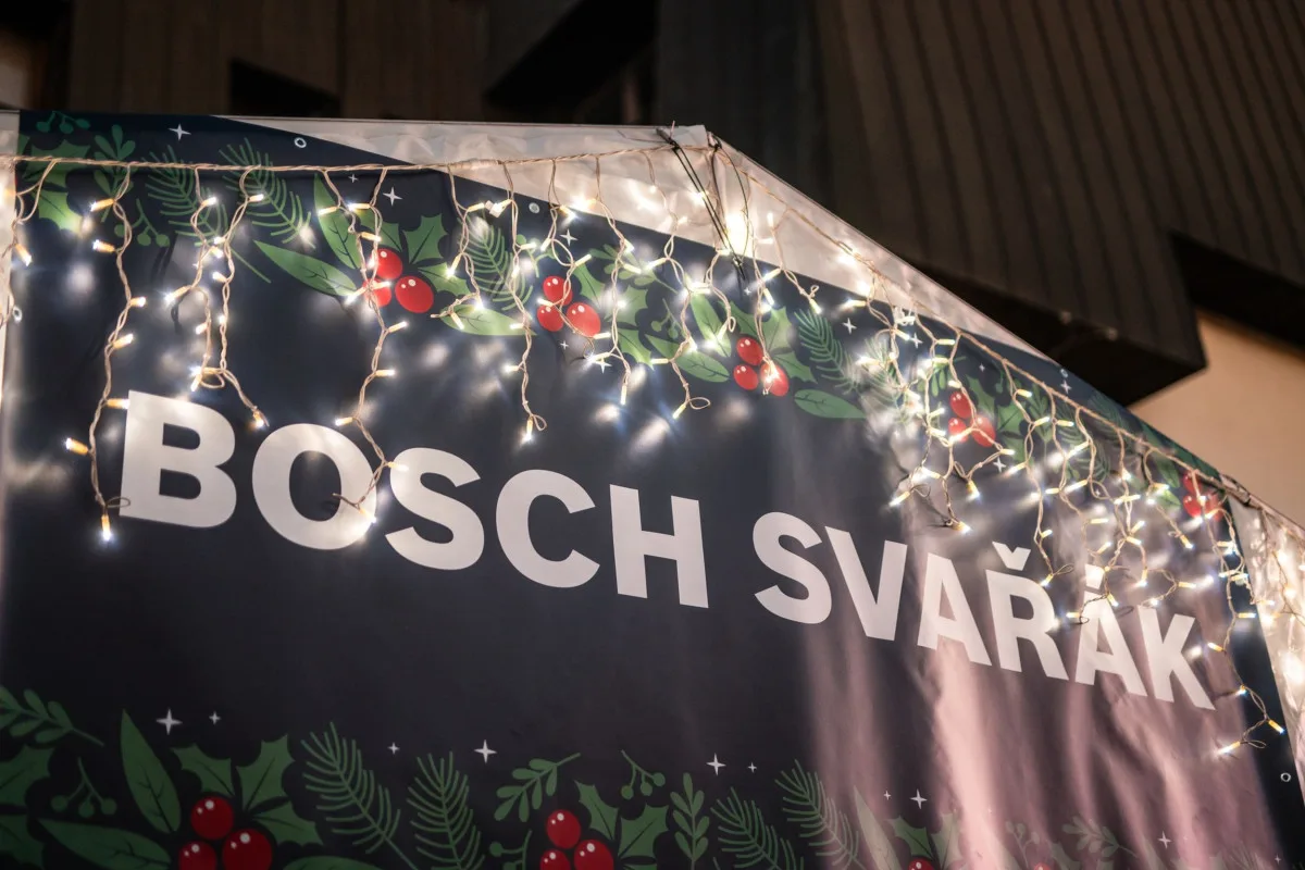 Jubilejní vánoční „Bosch Svařák“ rozzářil znovu Jihlavu