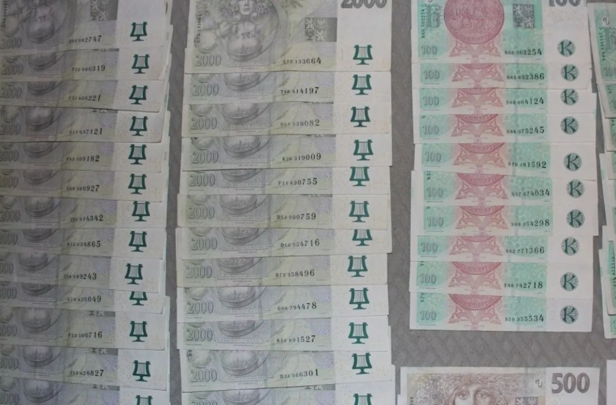 Dva muži na Jihlavsku podváděli s pohonnými hmotami. Přišli si na 2,5 milionu korun