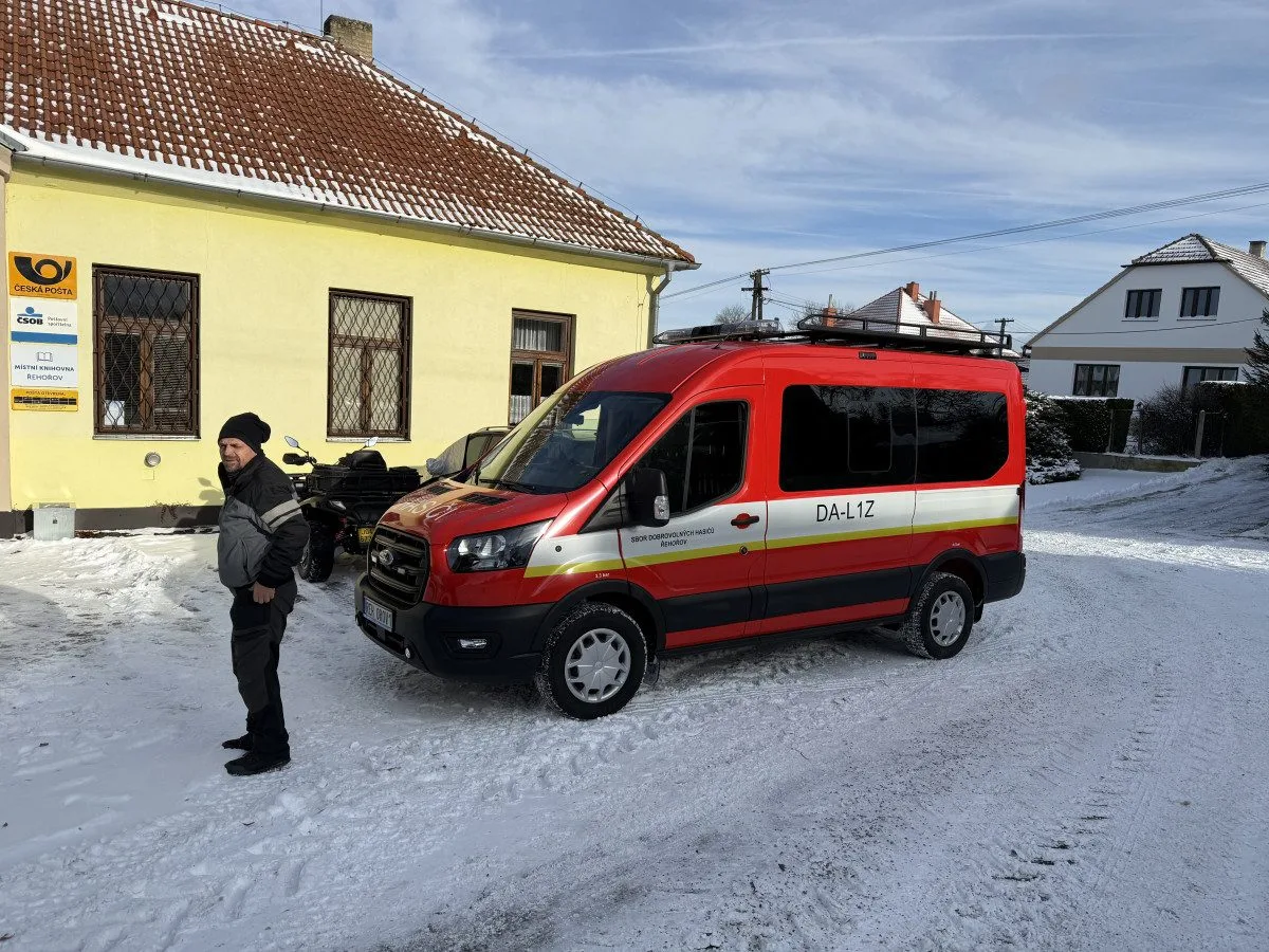 Demolice mostu je nezastavila. Řehořov a Nadějov vyrazily na společný novoroční výšlap