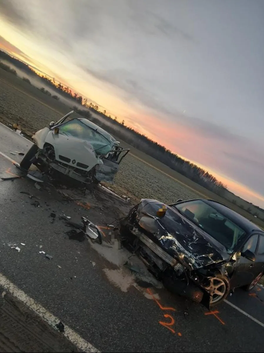 Silnici mezi Jaroměřicemi nad Rokytnou a Myslibořicemi uzavřela nehoda. Foto: Se svolením Policie ČR