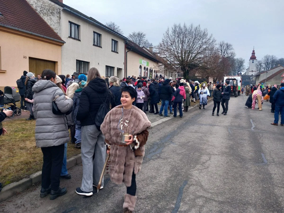 VIDEO: V Kamenici se vrátili o tisíce let zpátky. Tradiční masopust skvěle bavil