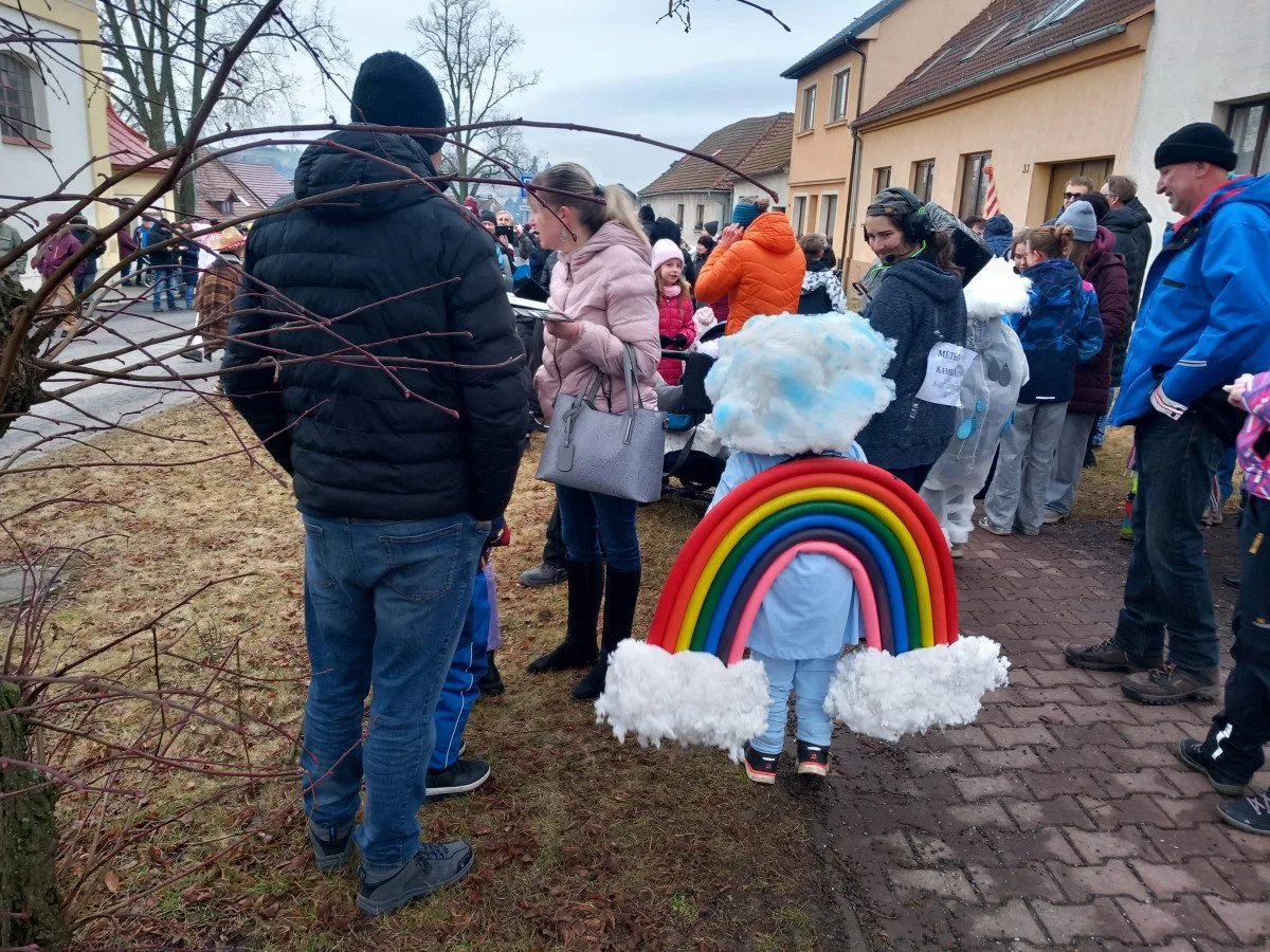 VIDEO: V Kamenici se vrátili o tisíce let zpátky. Tradiční masopust skvěle bavil