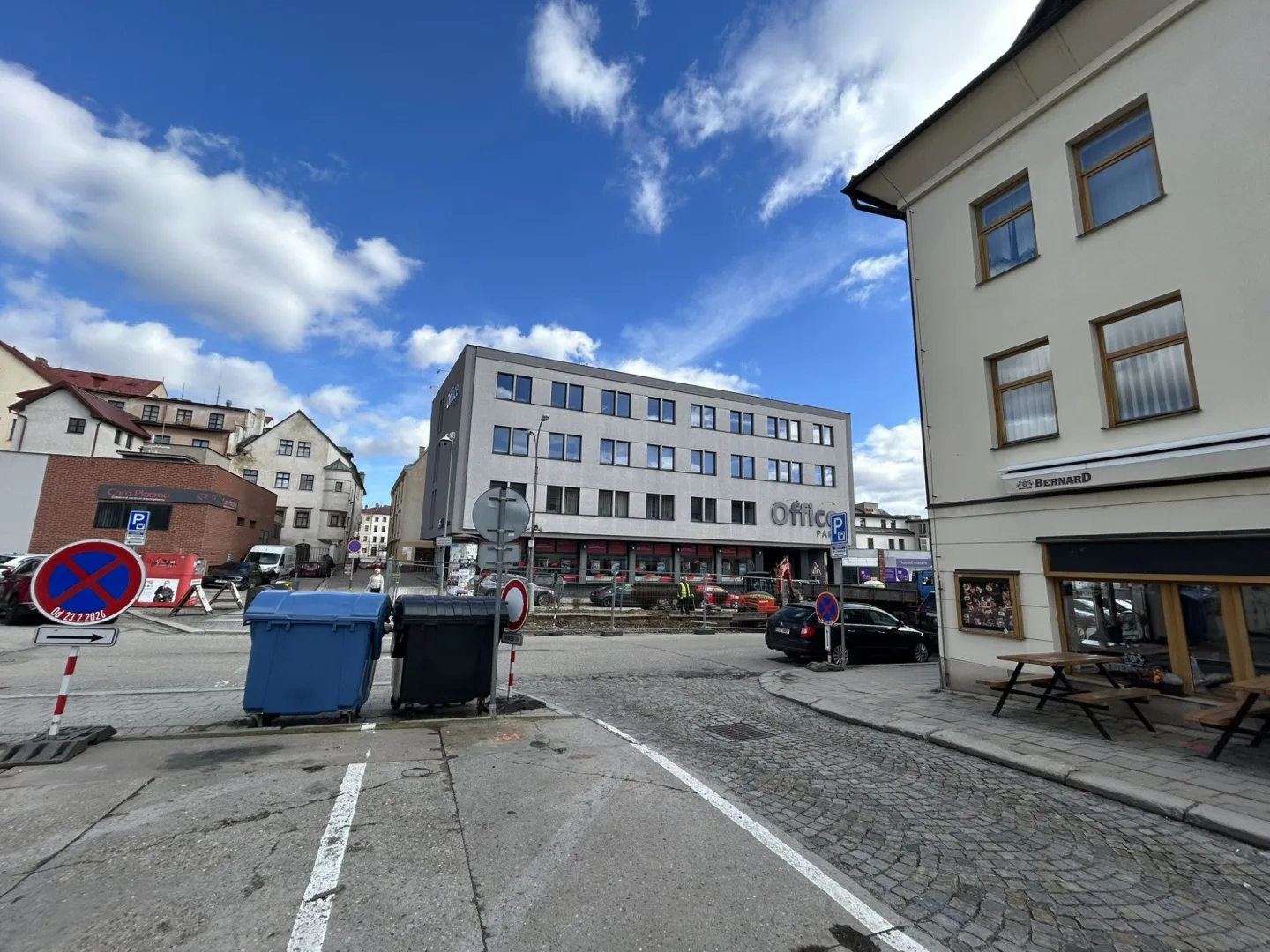 Stavba veřejných toalet v Jihlavě začala. Součástí bude i přebalovací místnost