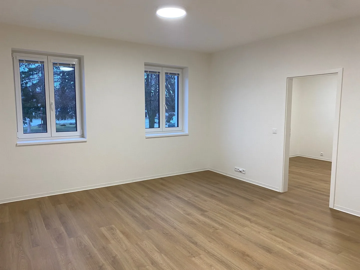 Z chátrající fary je nový domov. V Myslibořicích na Třebíčsku pomůže až 17 lidem