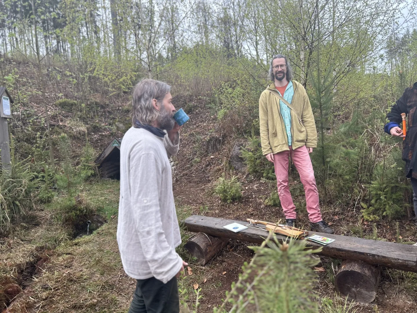 Den proti úložišti: V lokalitě Hrádek otvírali studánky. Vrtáka vyhnaly lesní víly