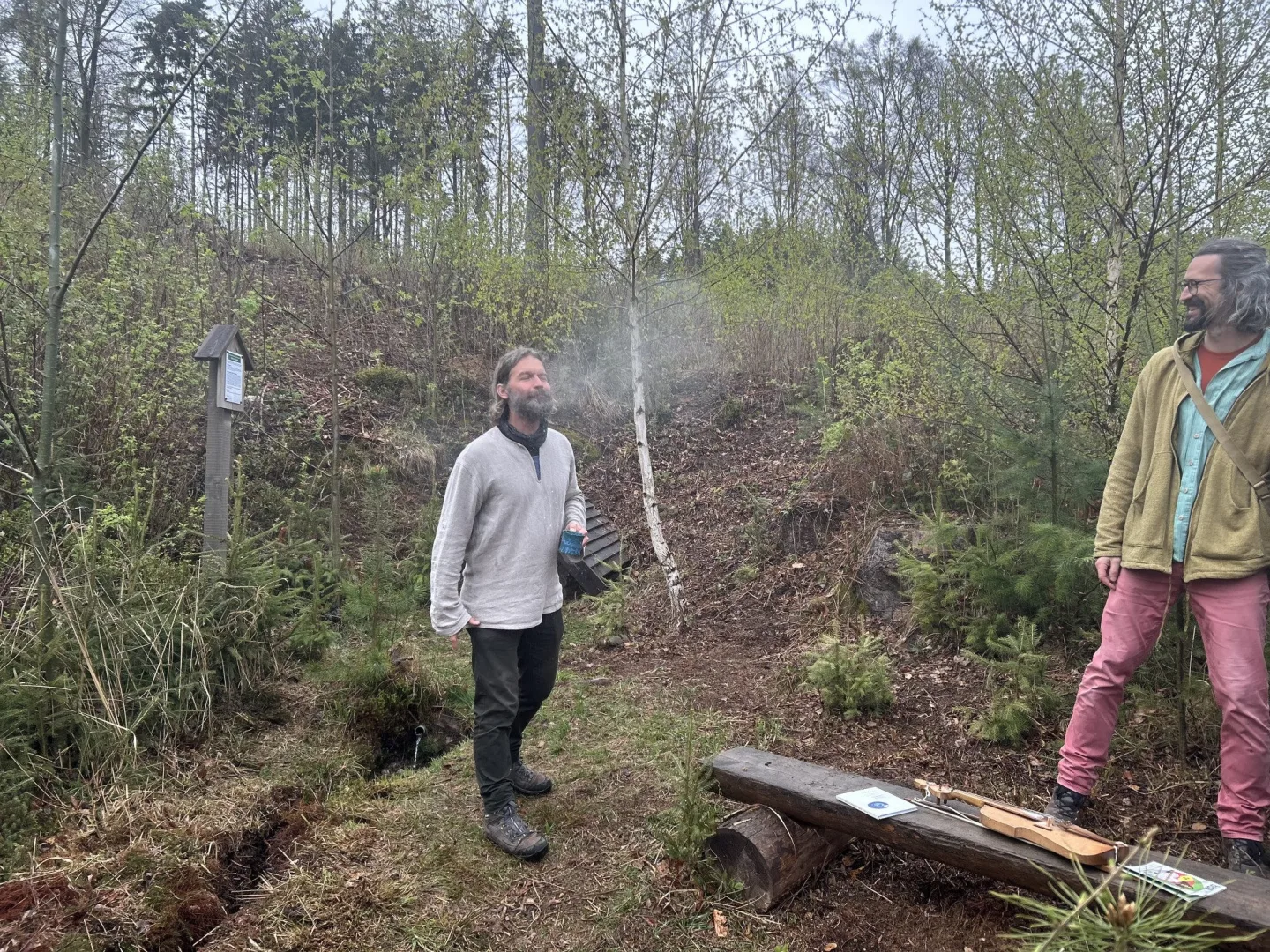 Den proti úložišti: V lokalitě Hrádek otvírali studánky. Vrtáka vyhnaly lesní víly