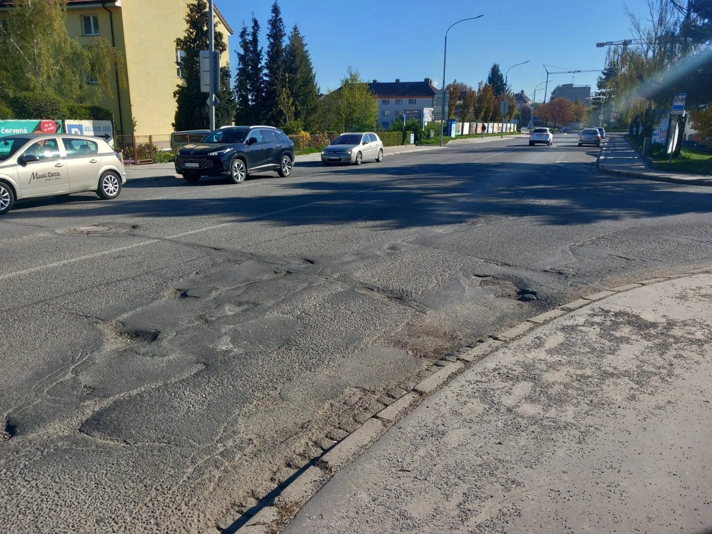 FOTO: Další uzavírky? Jihlava plánuje opravu ulic okolo autobusového nádraží