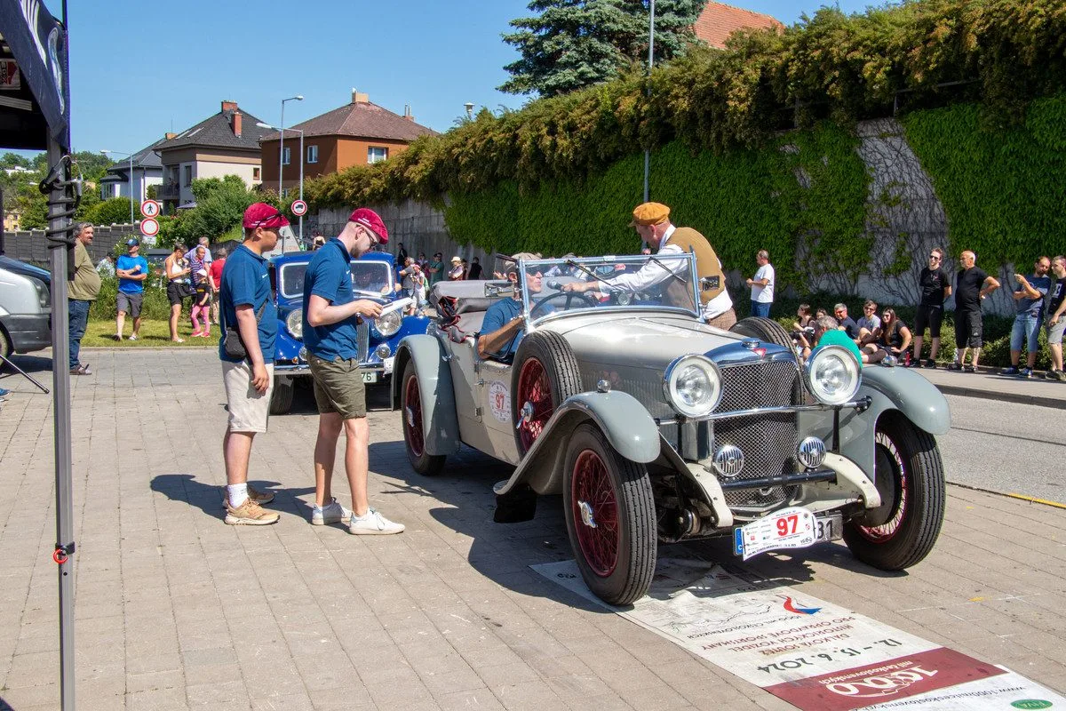 Citypark Jihlava zve na veterány i Burger Street Festival.
