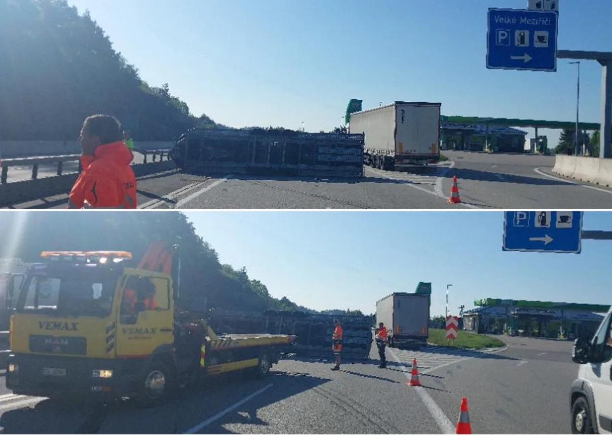 Provoz na dálnici komplikovala nehoda. Havaroval cizinec s přetíženou dodávku. Foto: Policie ČR