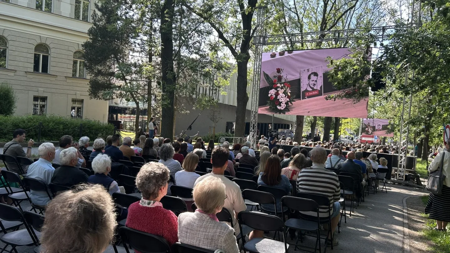 VIDEO: Bula a Drbola jsou výzvou pro dnešní dobu, řekl na mši v Jihlavě pražský arcibiskup
