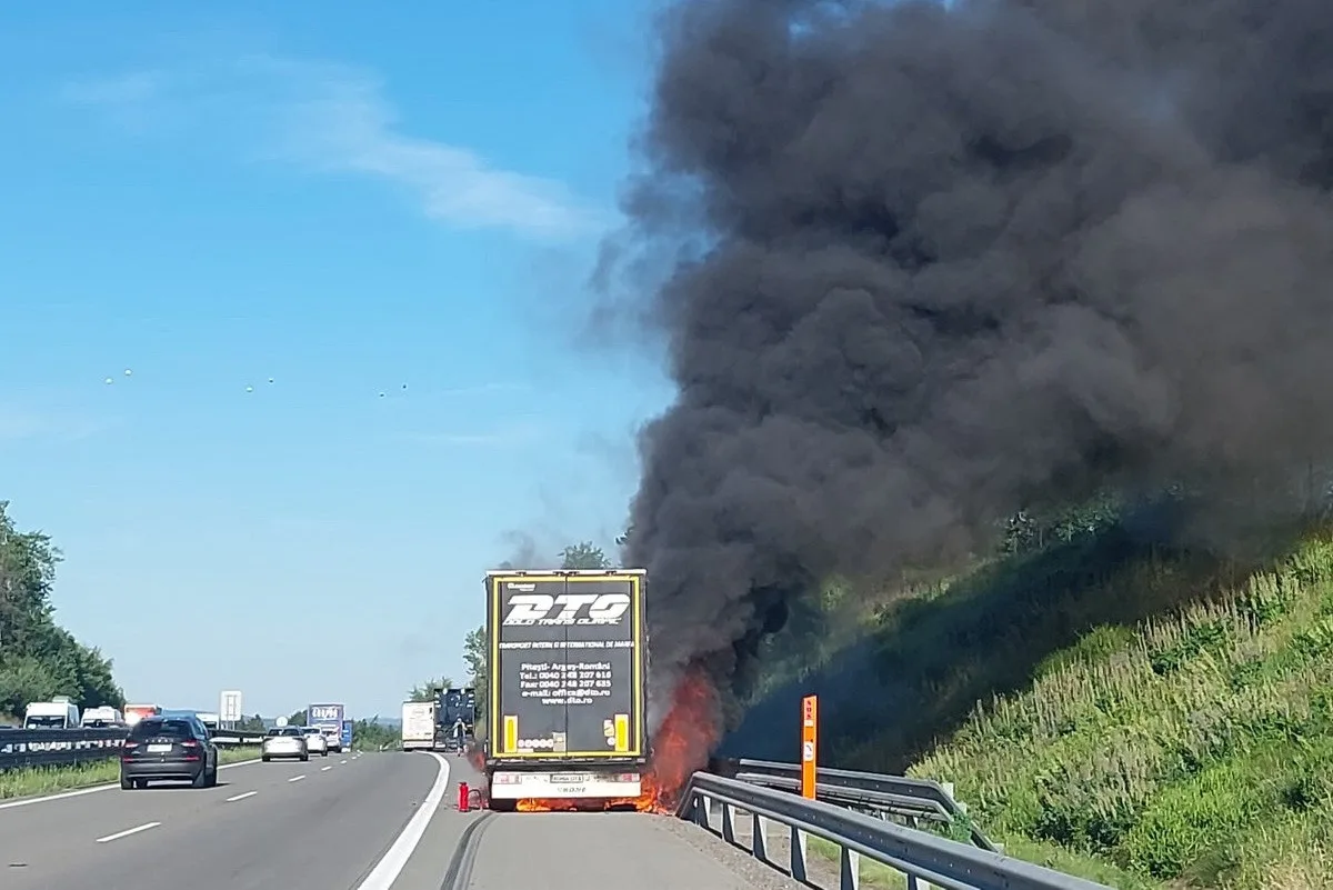Požár nákladního auta u Řehořova komplikoval večerní provoz na dálnici