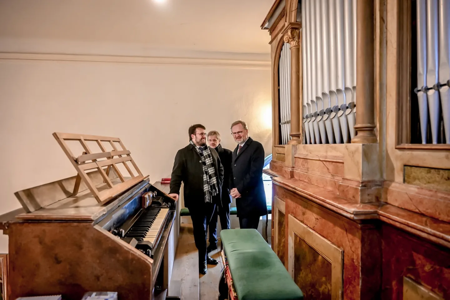 FOTO: Oprava varhan ve Vysokých Studnicích pokračuje, festival je chce zviditelnit
