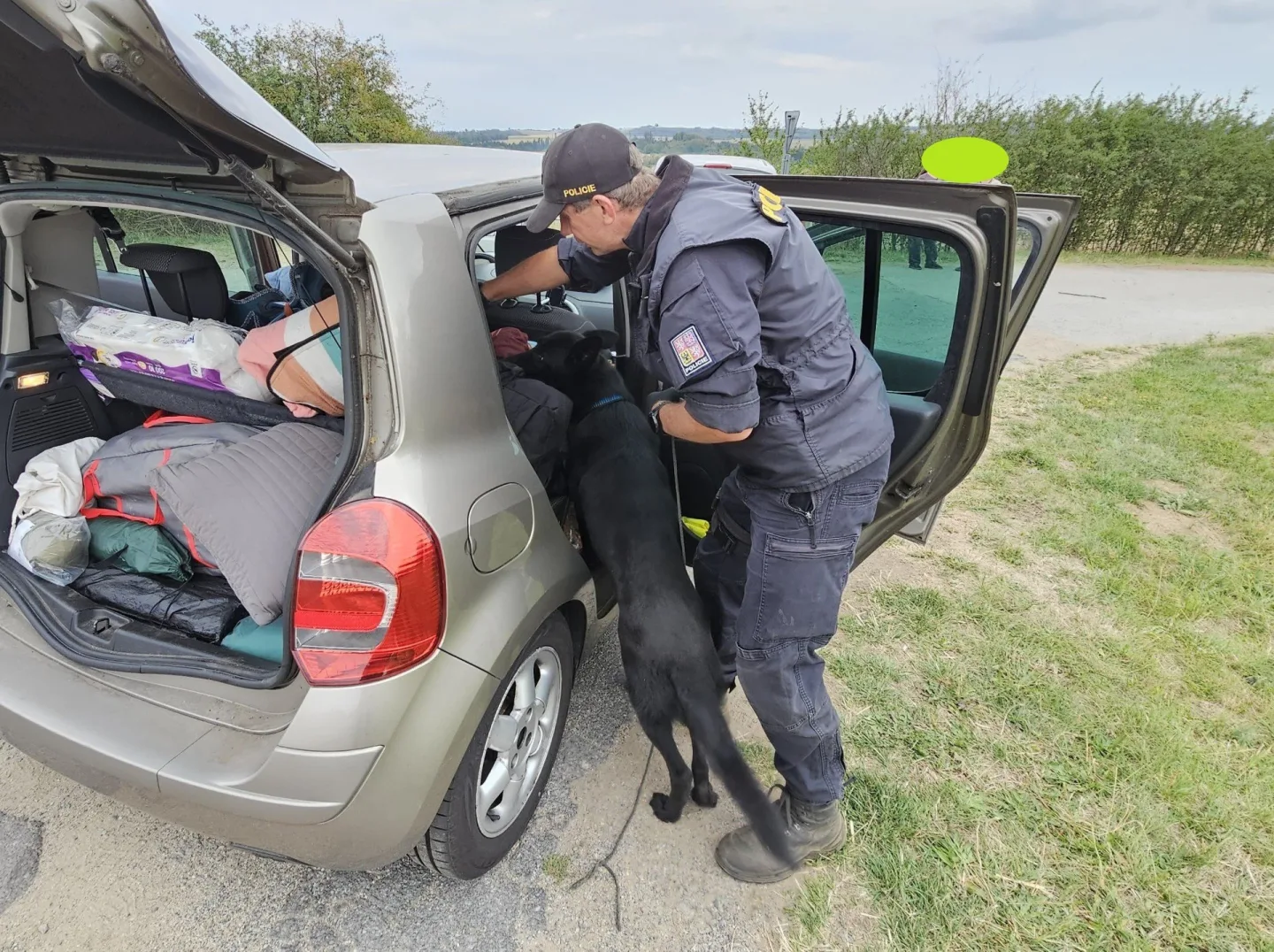 FOTO: Policisté při dohledu na technoparty zažili řadu nevšedních příběhů