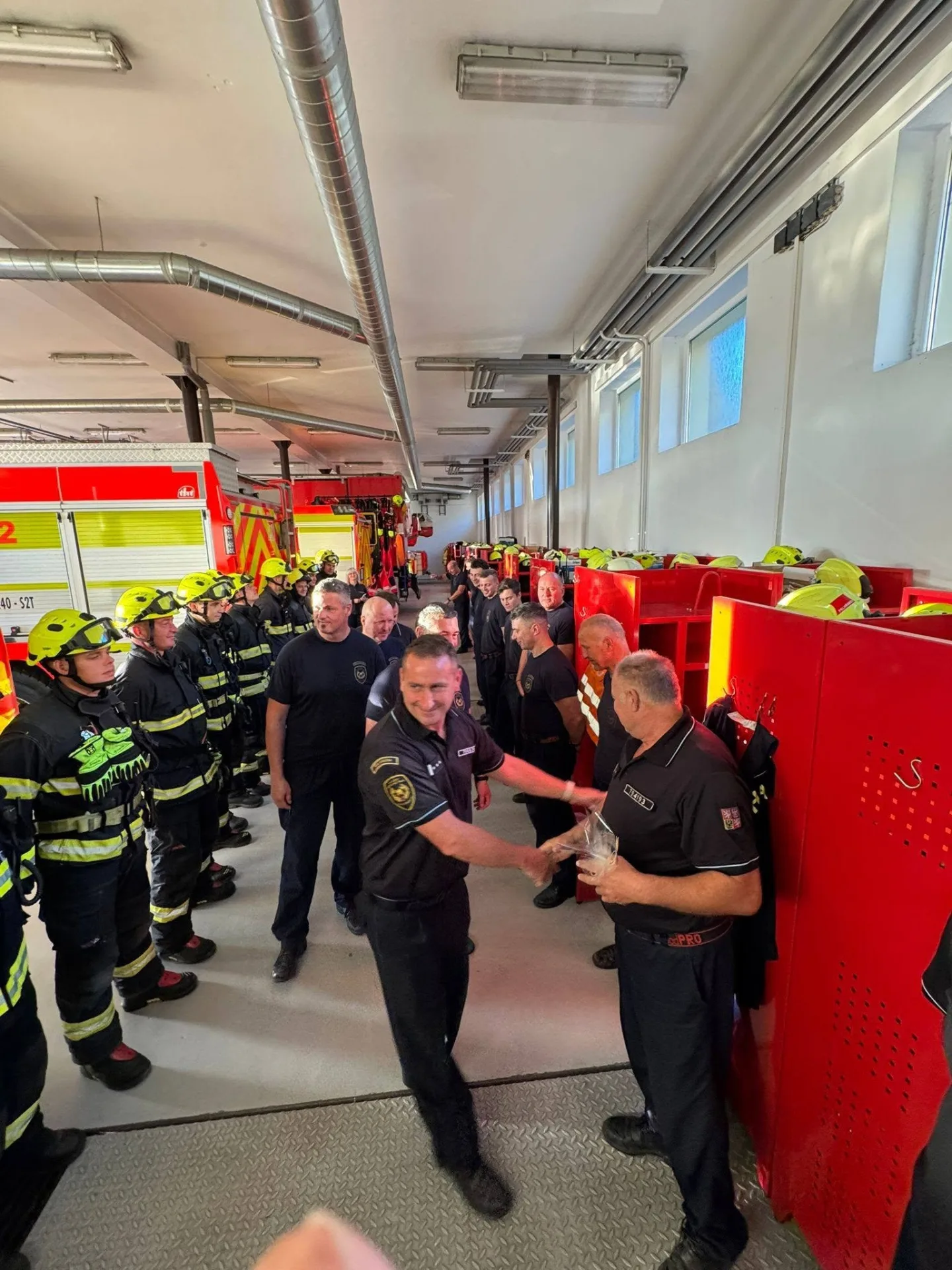 Pomáhal při povodních i po tornádu. Hasič z Pelhřimova odešel po téměř 32 letech