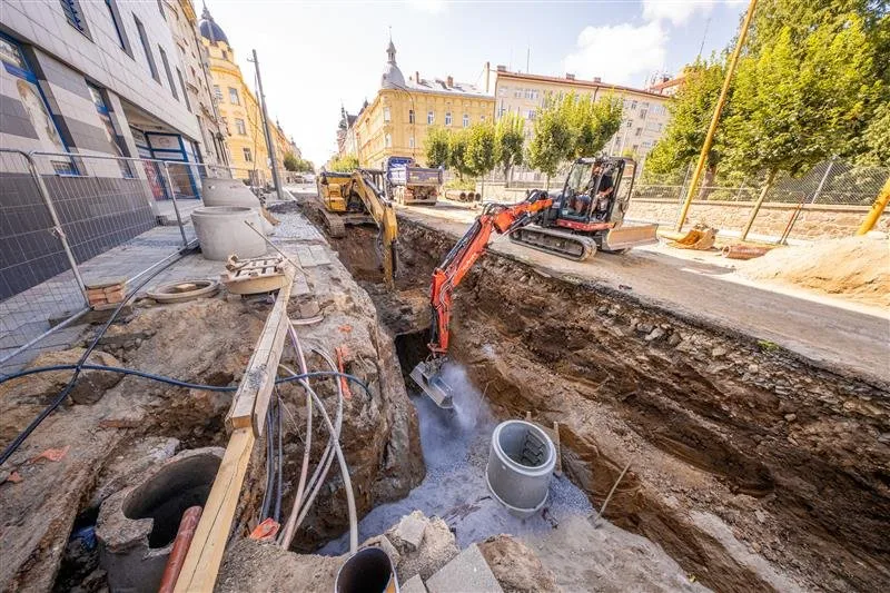 PŘEHLED: Kosovská, u Billy, Romana Havelky. Jaké další silnice se budou opravovat?