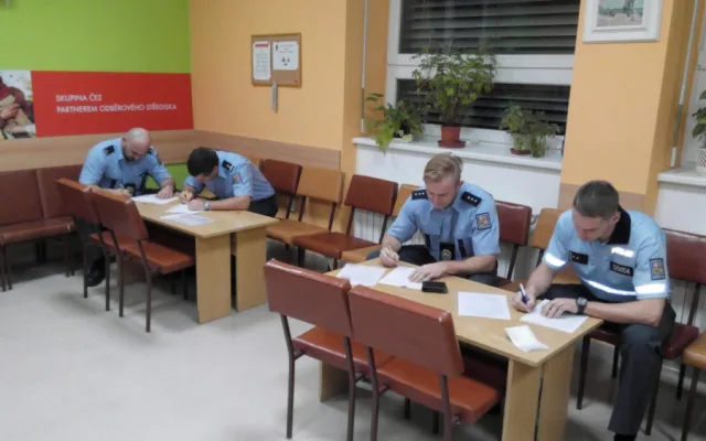 Třebíčští policisté dnes darovali krev a plazmu. Zapojilo se jich celkem dvaačtyřicet