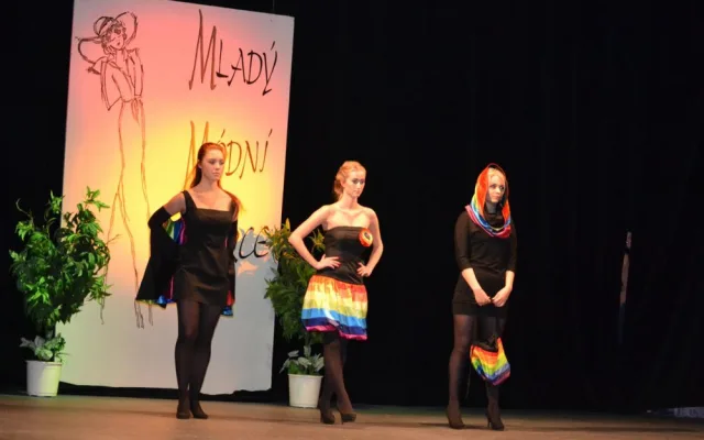 Mladý módní tvůrce ČR nalákal do Jihlavy na 380 nadějných kreativců. Neztratili se ani zástupci Vysočiny