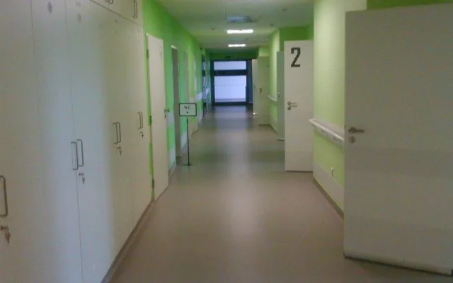 V zelené barvě a vonící novotou. Otevřelo se zrekonstruované páté patro jihlavské nemocnice