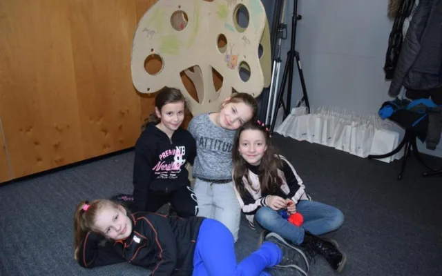 Lesní pedagogika v praxi. Žáci z jihlavské ZŠ Seifertova poznávali, jak to chodí v lese