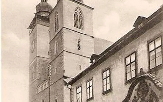Fotografie stará přes sto let