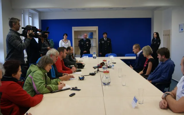 Gentlemany silnici jsou lékař Kaňkovský a sestra Špringerová. Zachránili život motorkáři v Třešti