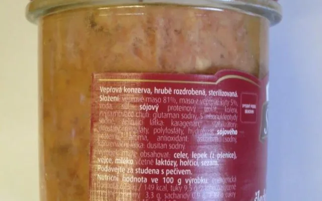 Penny Market lákal na výhodný nákup masa, výrobce ale nejspíš vědomě lhal o obsahu balení