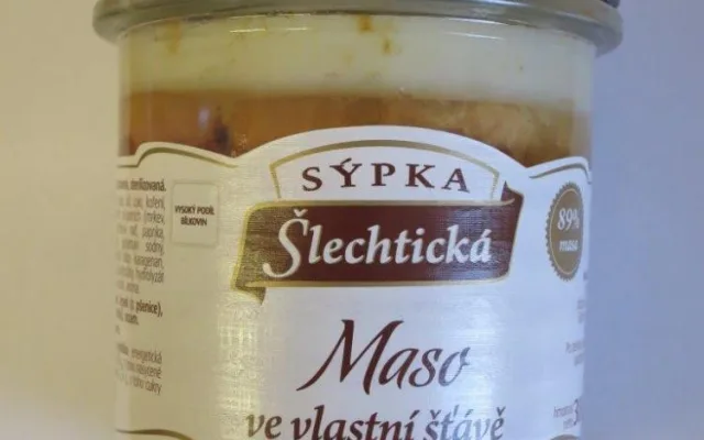 Penny Market lákal na výhodný nákup masa, výrobce ale nejspíš vědomě lhal o obsahu balení