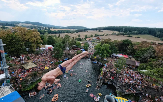 Dvacátý Highjump s podtitulem Legendy opět v Hřiměždicích