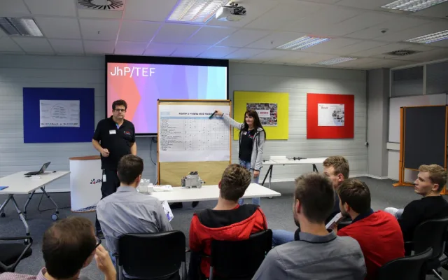 V jihlavském Boschi proběhl High-Tech Day. Studenti poznali firmu, výrobu a moderní technologie