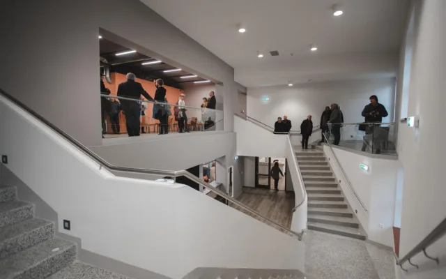 Třebíč má nové komunitní centrum. Nabídne hudební zkušebnu i sociální kavárnu