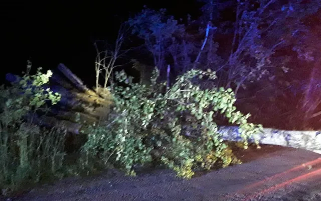 FOTO: Vysočinu zasáhla bouřka. Hasiči řešili povodeň a evakuaci 11 lidí