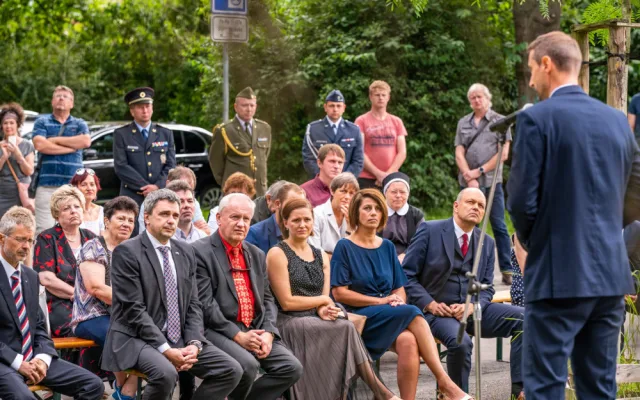 Jihlava si u památníku připomněla popravy politických vězňů