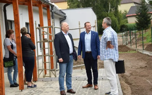 Celkem 24 klientů domova čeká nové bydlení. Stěhovat by se měli po Vánocích