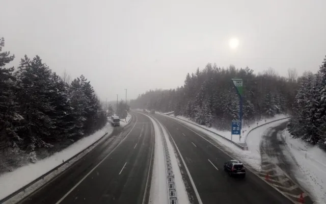 SJÍZDNOST: Aktuálně z Kraje Vysočina - čtvrtek 14. ledna