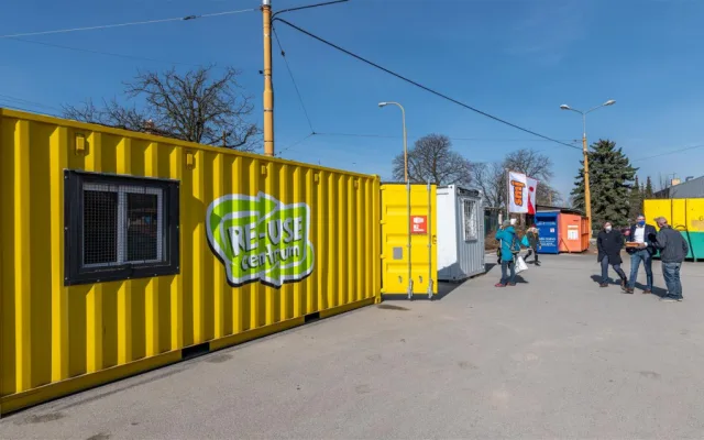 Leží vám doma nepotřebné drobnosti? Doneste je na nový jihlavský „blešák“