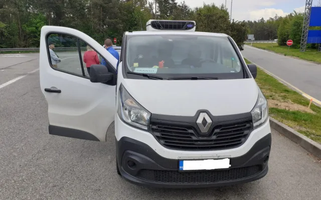 Celníci zadrželi na D1 muže, co vydávali pseudoefedrin za tablety vápníku a hořčíku
