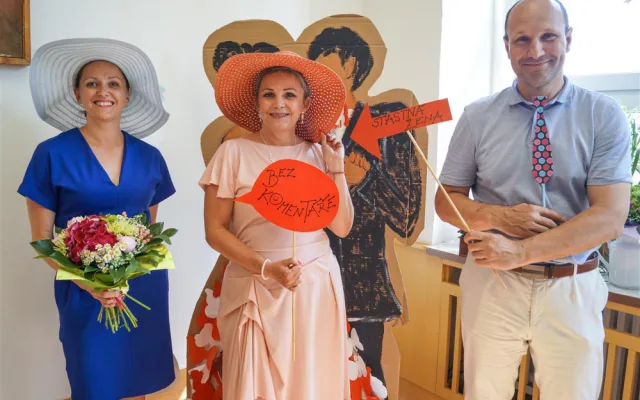 Senioři na Lesnově měli letní ples. S kapelou, tombolou a dobrou náladou