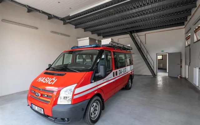 Ve Zborné mají novou hasičárnu, vyšla na 6,5 milionu. Využijí ji nejen hasiči