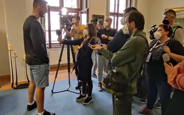 Náměstí ve zlatém lesku. Jihlava vítala dvojnásobného olympijského vítěze Lukáše Krpálka