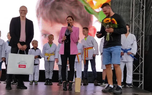 Náměstí ve zlatém lesku. Jihlava vítala dvojnásobného olympijského vítěze Lukáše Krpálka
