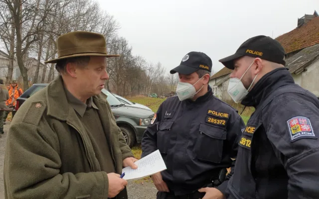Policie v Kozlově na Jihlavsku kontrolovala myslivce. Žádný nebyl pod vlivem alkoholu