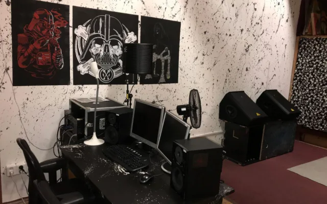 Jihlavský Vrakbar slaví narozeniny. Mládeži a školám pomáhá téměř čtvrtstoletí