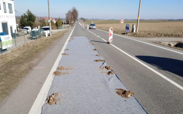 Výstavba protihlukové stěny v Radostíně začala. Řidiče na I/38 čeká částečné omezení