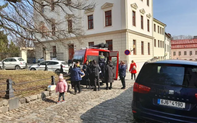 Jihlavská Charita pomohla už pětistovce uprchlíků z Ukrajiny. Nyní shání dětské přesnídávky a půllitrové minerálky